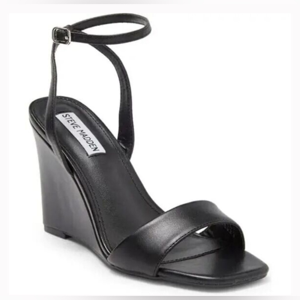 Steve Madden Black Wedge Sandals w. Ankle Strap - Size 8.5